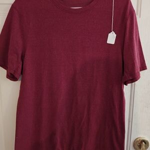 lululemon athletica Red Short Sleeve Tee